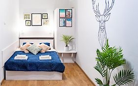 3 Rooms Apartment - Quiet, Central & Peaceful